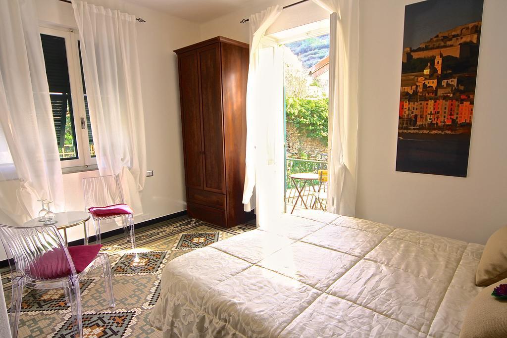 Camere Fontanavecchia ヴェルナッツァ 部屋 写真